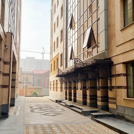 Olympavan Hotel Yerevan Ngoại thất bức ảnh