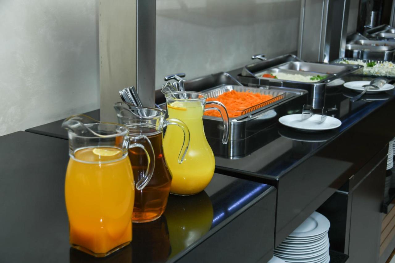 Olympavan Hotel Yerevan Ngoại thất bức ảnh