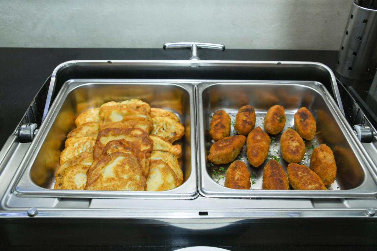 Olympavan Hotel Yerevan Ngoại thất bức ảnh
