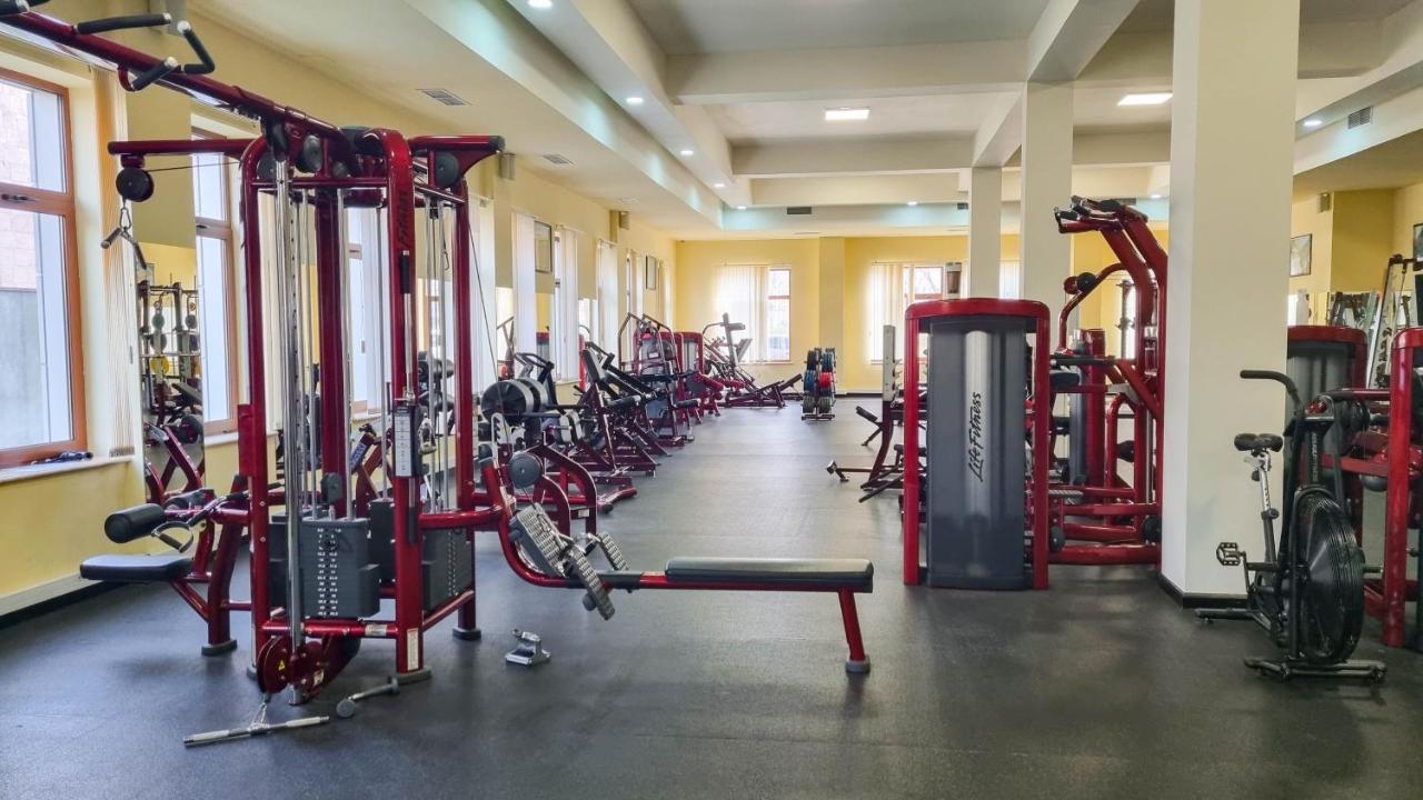 Olympavan Hotel Yerevan Ngoại thất bức ảnh